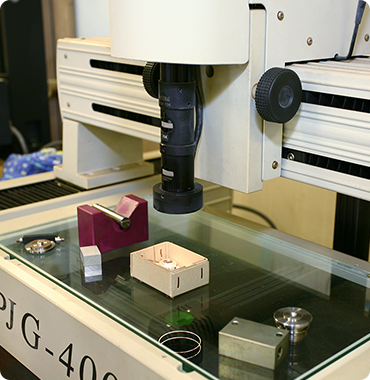 東京都東村山市にある超精密金属部品の加工屋 株式会社マルトミ精密の設備紹介